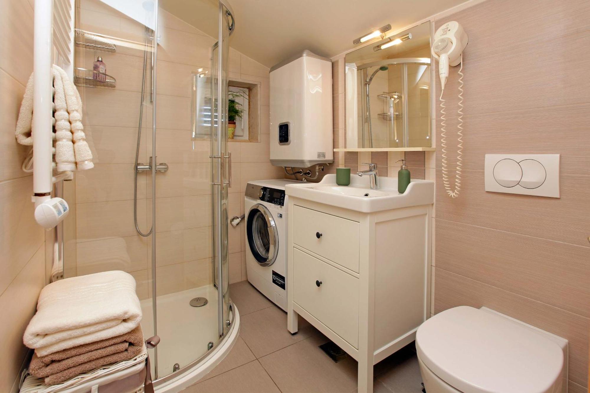 Amazing Waterfront Apartments Bol Ngoại thất bức ảnh
