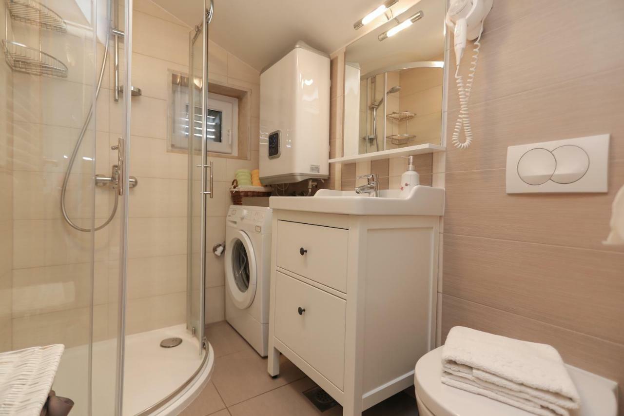 Amazing Waterfront Apartments Bol Ngoại thất bức ảnh